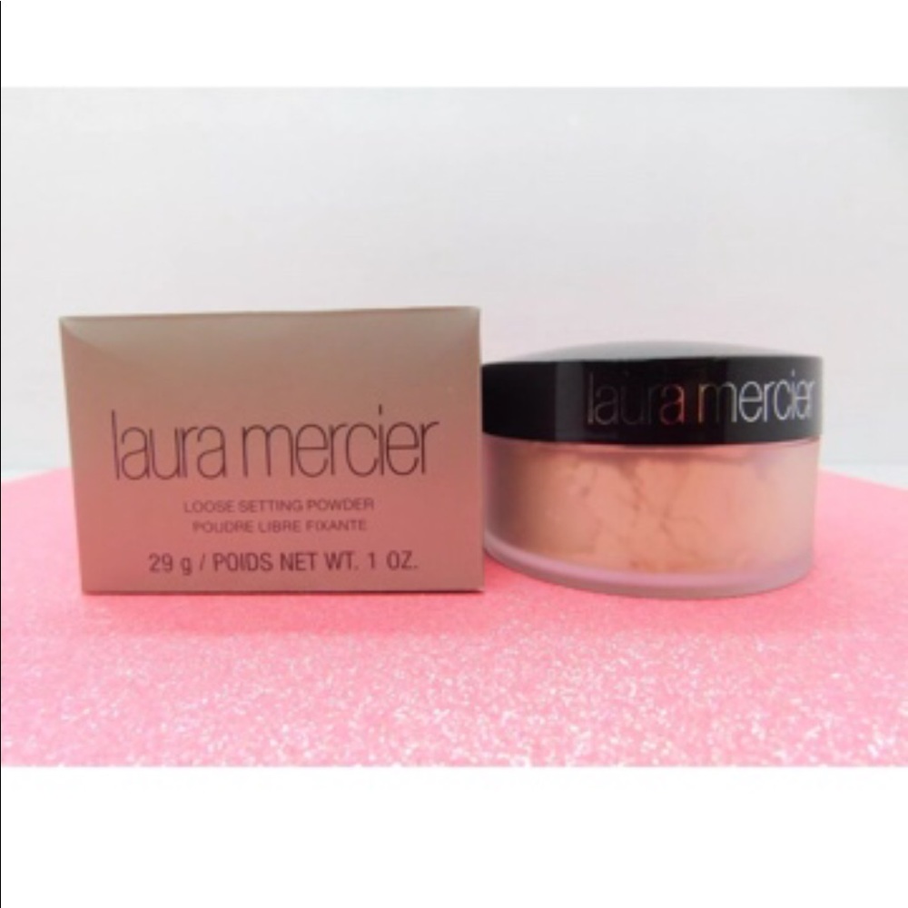 🎉MOST POPULAR 🎉 BNIB LAURA MERCIER POWDER 🎉